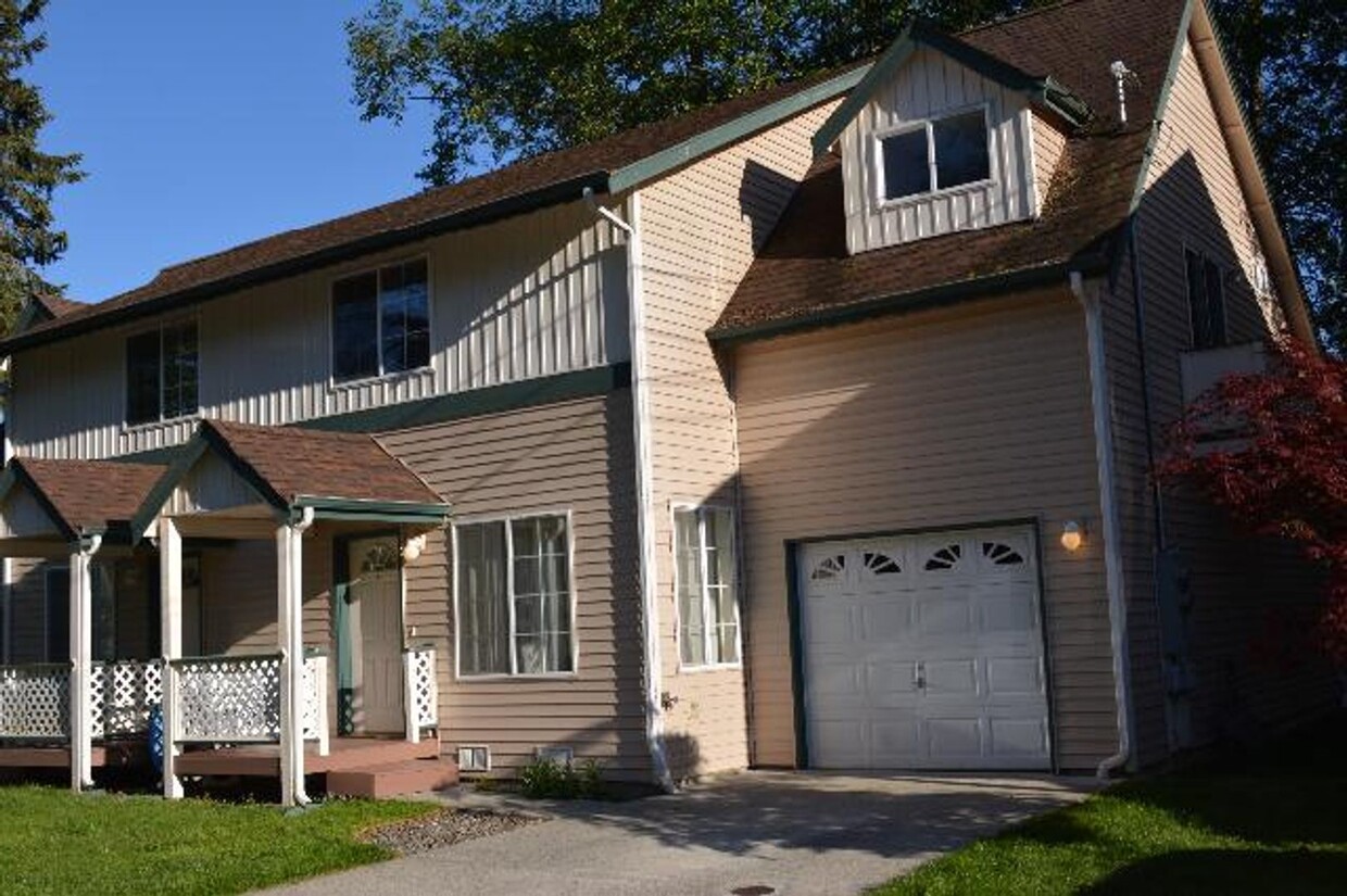Primary Photo - 1826 98th Pl SW