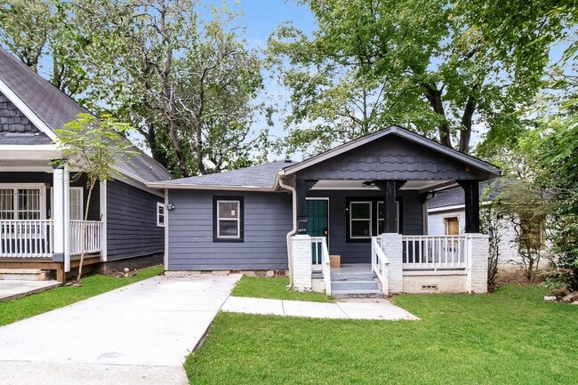 Renovated 3-Bed Gem in Southwest Atlanta - Renovated 3-Bed Gem in Southwest Atlanta House