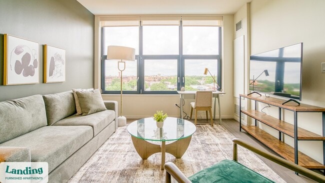 Building Photo - 2480-2522-2522 N Milwaukee Ave