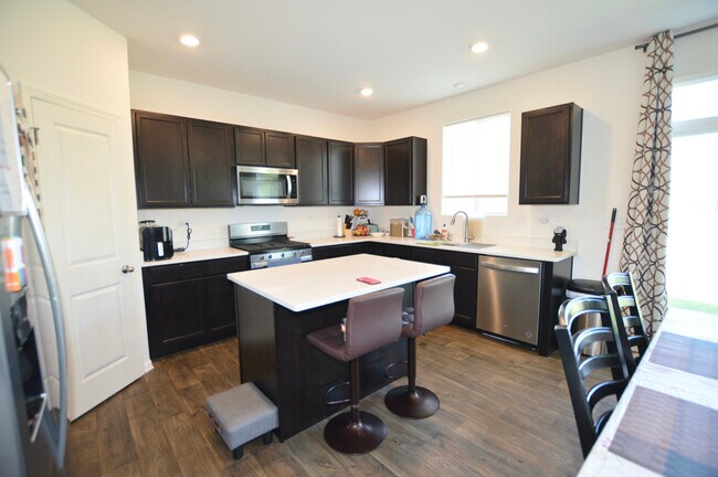 Foto del edificio - 3818 Doherty Ln