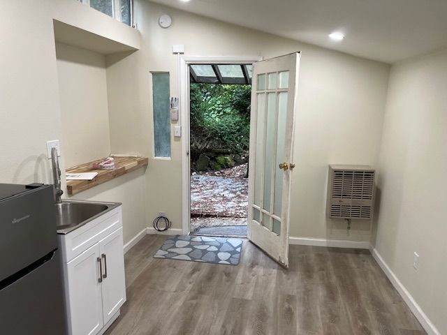 Foto principal - 14755 Armstrong Woods Rd