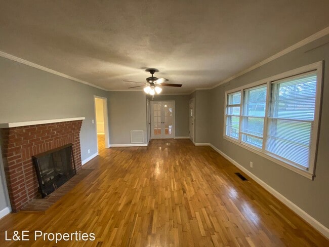 Building Photo - 3 br, 2 bath House - 508 Dunham Road