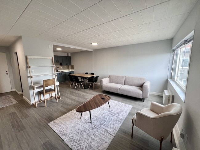 Photo du bâtiment - 180 Tecumseh Rd E