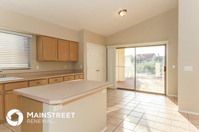 Foto del edificio - 11151 N Desert Flower Dr