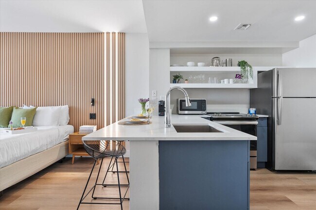 Foto del edificio - 2889 McFarlane Rd