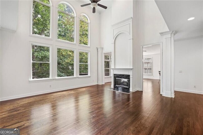 Building Photo - 455 Trowgate Ln
