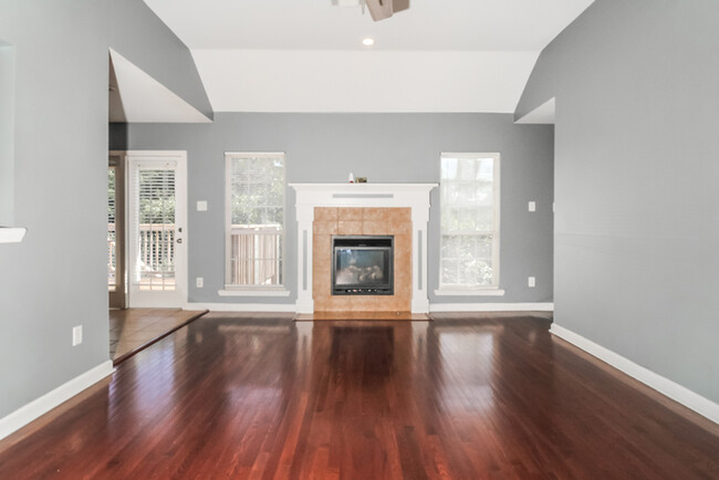 Building Photo - 13512 Dynasty Dr