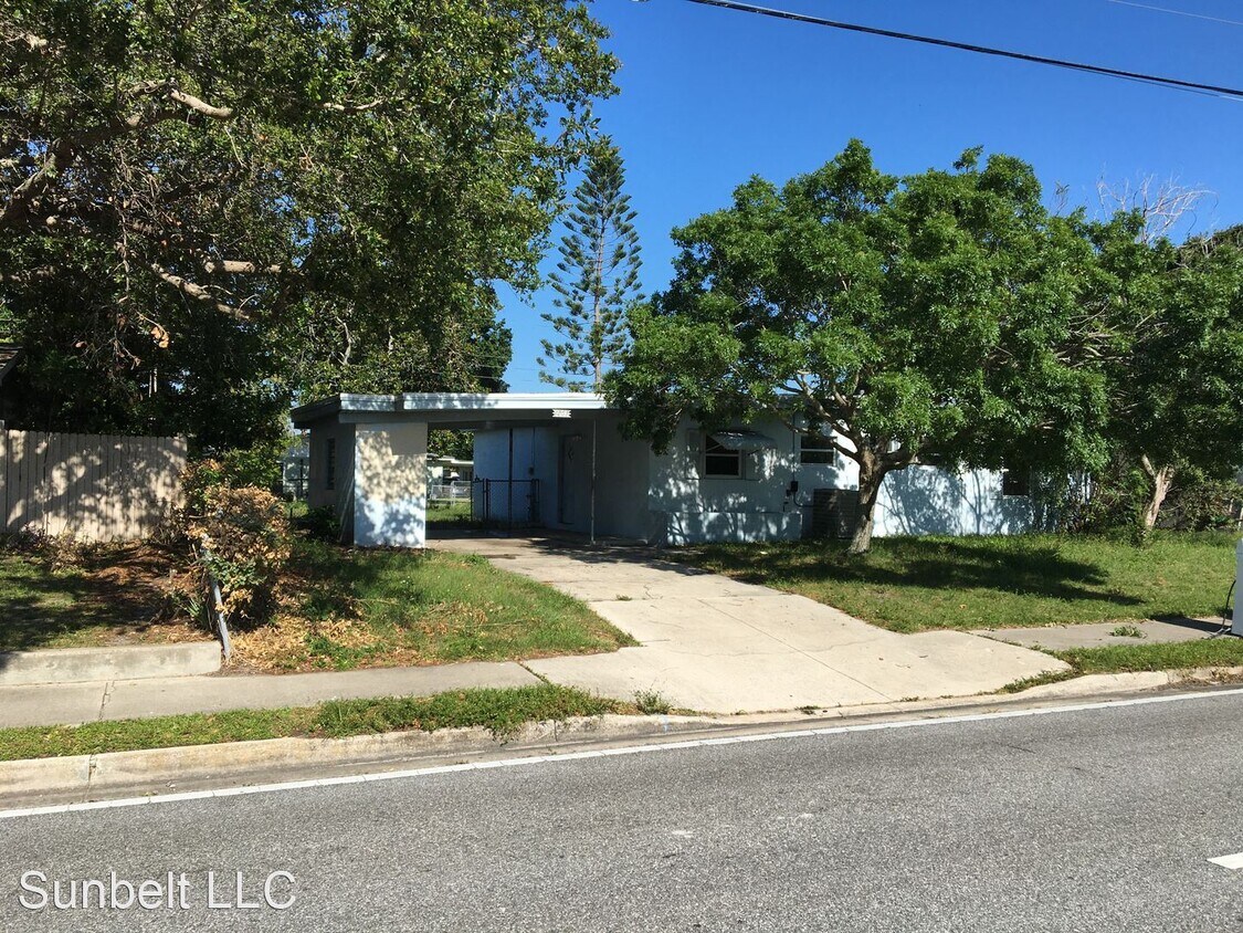 Primary Photo - 3 br, 2 bath House - 1263 Croton Rd.