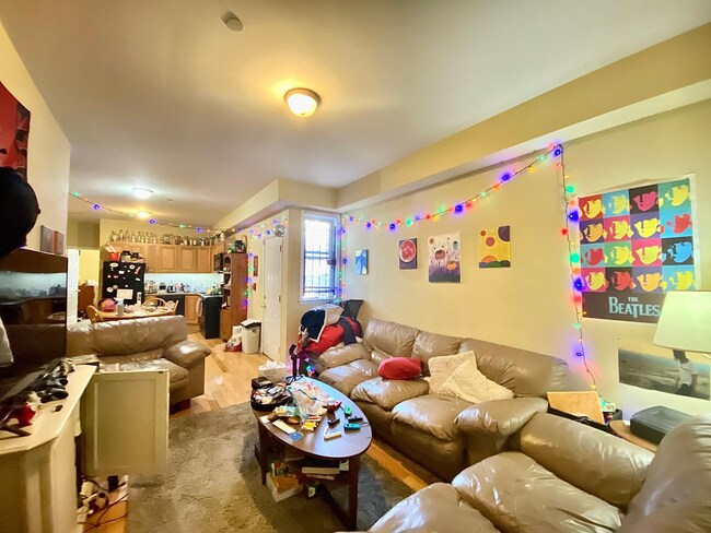 Foto del edificio - 2050 Carlisle St