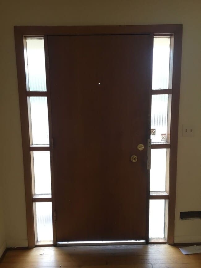 Foto del edificio - UNIVERSITY MID CENTURY