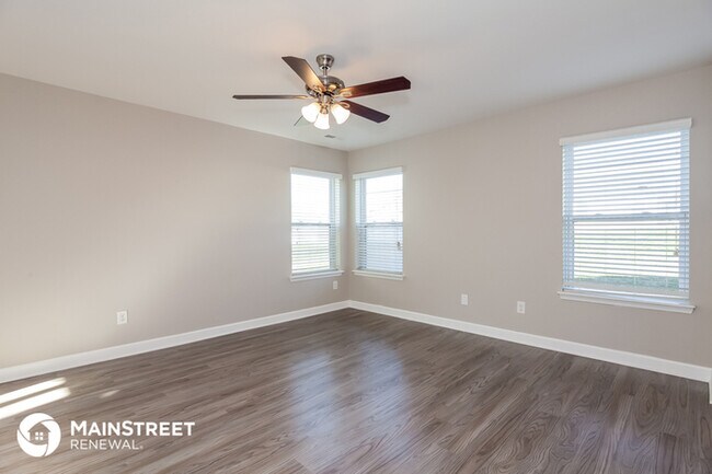 Foto del edificio - 706 Lumber Ln