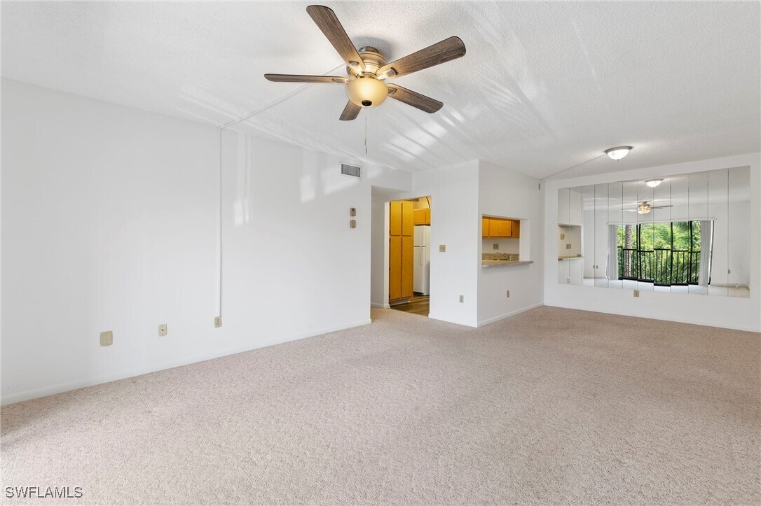 Building Photo - 9970 Sailview Ct