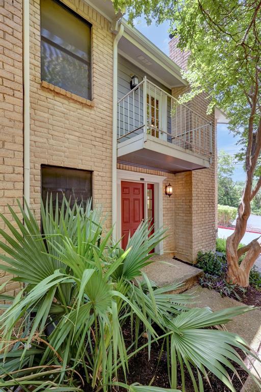 Foto del edificio - 802 Banister Ln