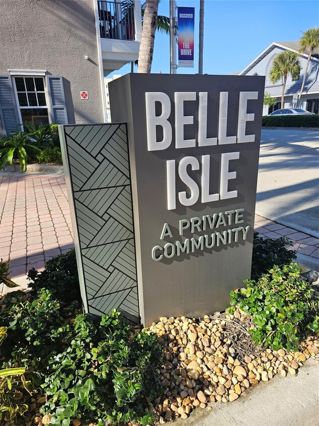 Foto principal - 2309 NE 9th Ave