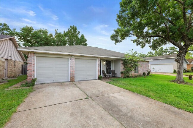 Foto del edificio - 1350 Holbech Ln