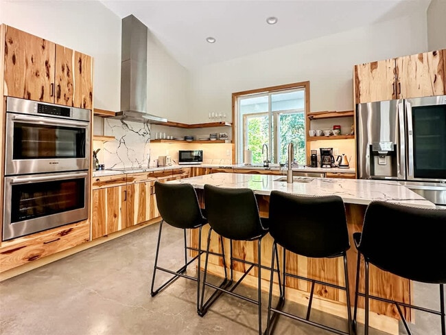 Building Photo - 1196 Place Rd