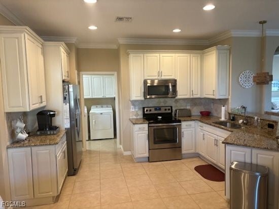 Building Photo - 10700 Cetrella Dr