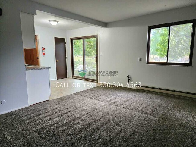 Foto del edificio - 210 S Maple St