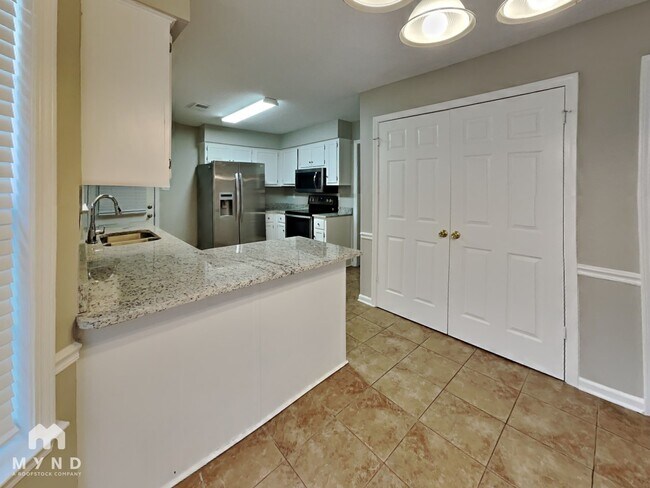Foto del edificio - 2433 Dove Glen Cove
