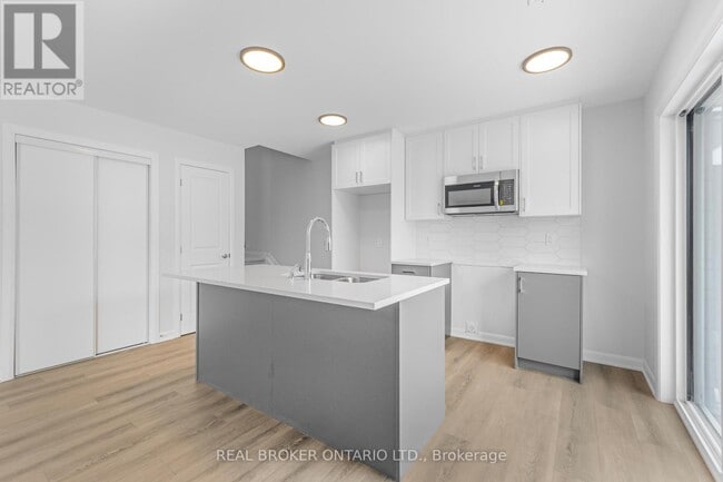 Building Photo - 301 Glenroy Gilbert Dr