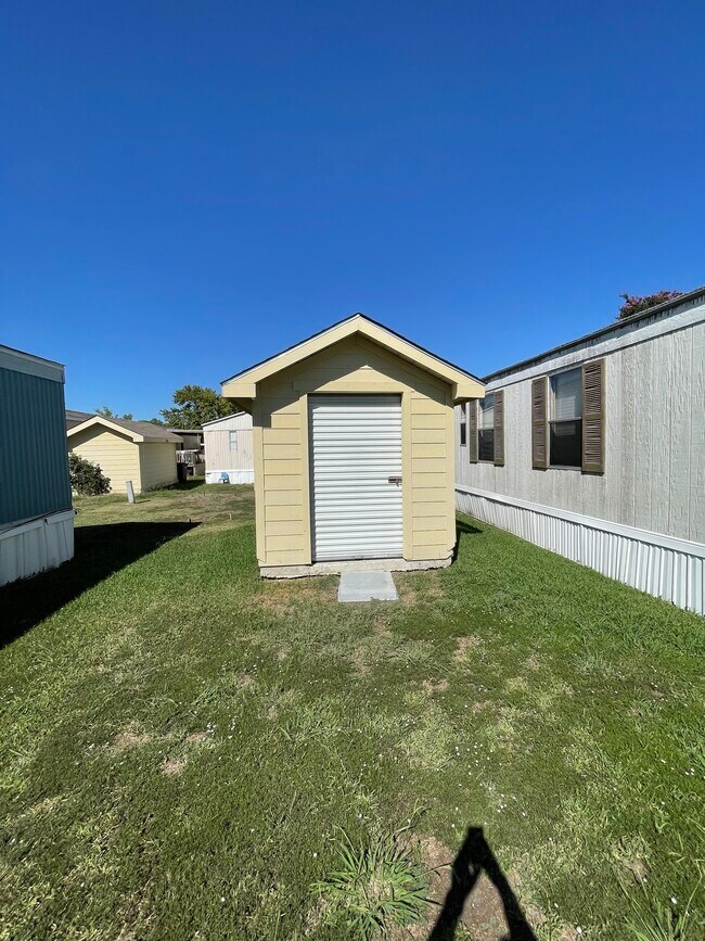 Foto del edificio - 3049 Pheasant Glen Dr