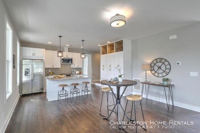 Building Photo - 4 bedroom in Charleston SC 29403