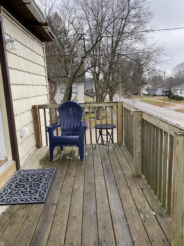 Primary Photo - 1555 Palmer Ave