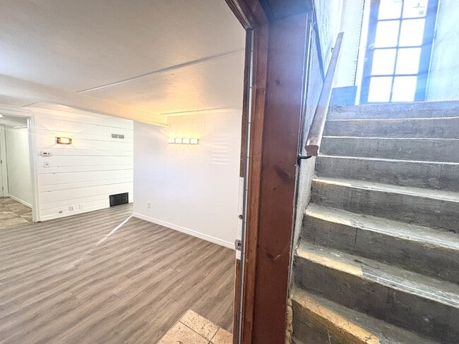 Photo - 119 E Leslie Ave Apartment