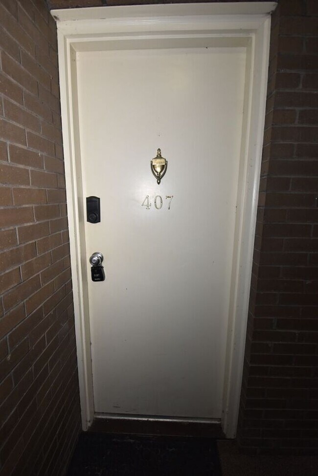Foto del edificio - South Bend's Topsfield 1 bedroom Condo for...