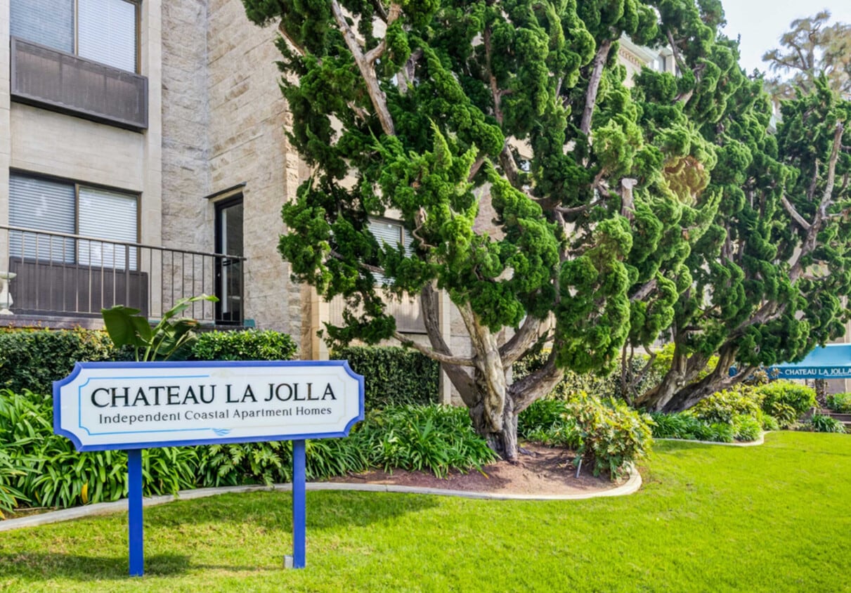 Primary Photo - Chateau La Jolla, a 55+ Community