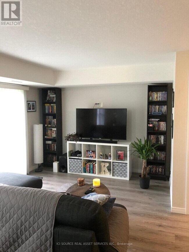 Photo du bâtiment - 1989 Ottawa Street S