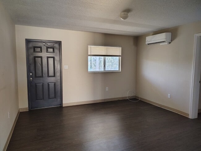 Photo - 550 S John Young Pkwy Apartment