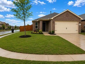 Building Photo - 7532 Continental Dr