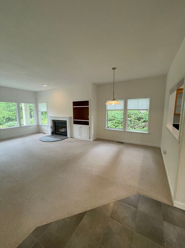 Foto del edificio - 2 Bed, 2 Bath Serene Waterfront Port Ludlow Condo For Rent!