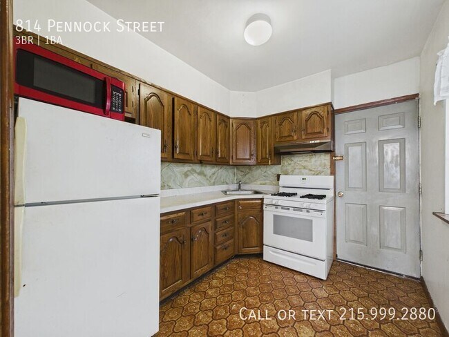 Building Photo - 814 Pennock St