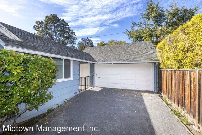 Building Photo - 3 br, 2 bath House - 591 St. Claire Dr