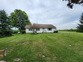 Building Photo - 7146 Tamarack Rd