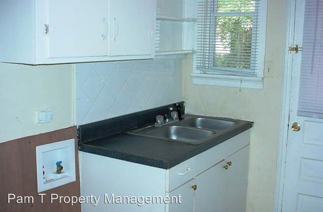 Building Photo - 2128 Clars Ave