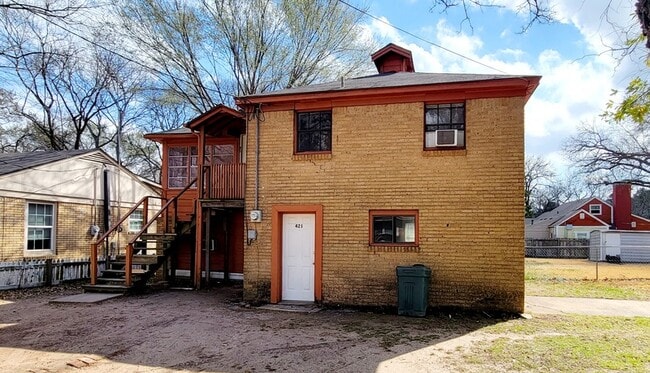 Building Photo - 417 Beard St