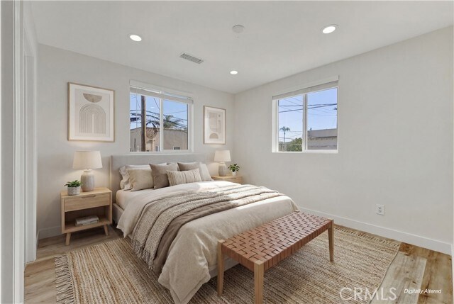 Foto del edificio - 1916 Cedar Ave