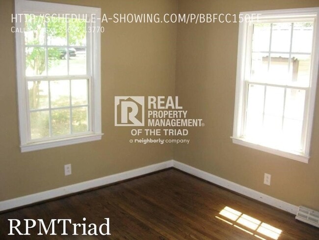 Building Photo - Adorable 2BD/1BA in Winston Salem!!