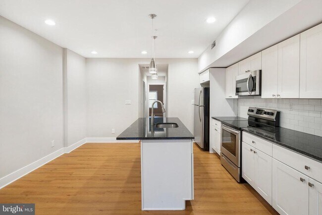 Foto del edificio - 1424 S 18th St