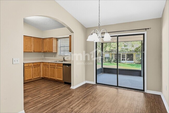 Foto del edificio - 4975 Marsh Harbor Dr