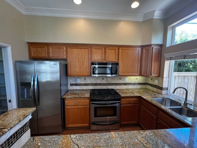 Building Photo - Private Patio & Sunset Views in a Gated 4S Ranch Townhome
