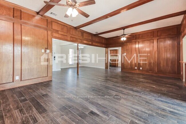 Building Photo - 4634 Burdock Drive
