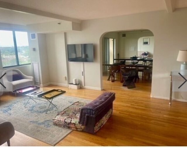 Foto del edificio - 1731 Beacon St