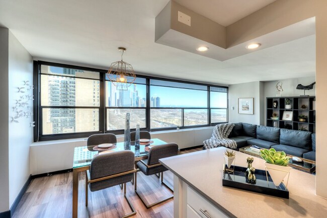 Foto del edificio - 1130 E 11th St