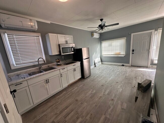 Foto del edificio - 2948 Shelby St