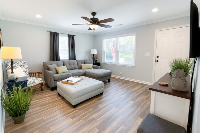 Foto del edificio - 3830 Manchester Dr