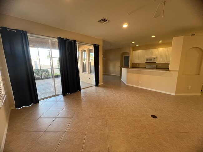 Building Photo - 13988 Village Creek Dr